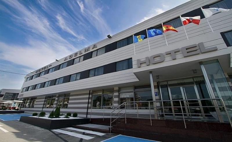 Hotel Adelma Оснайо Екстер'єр фото